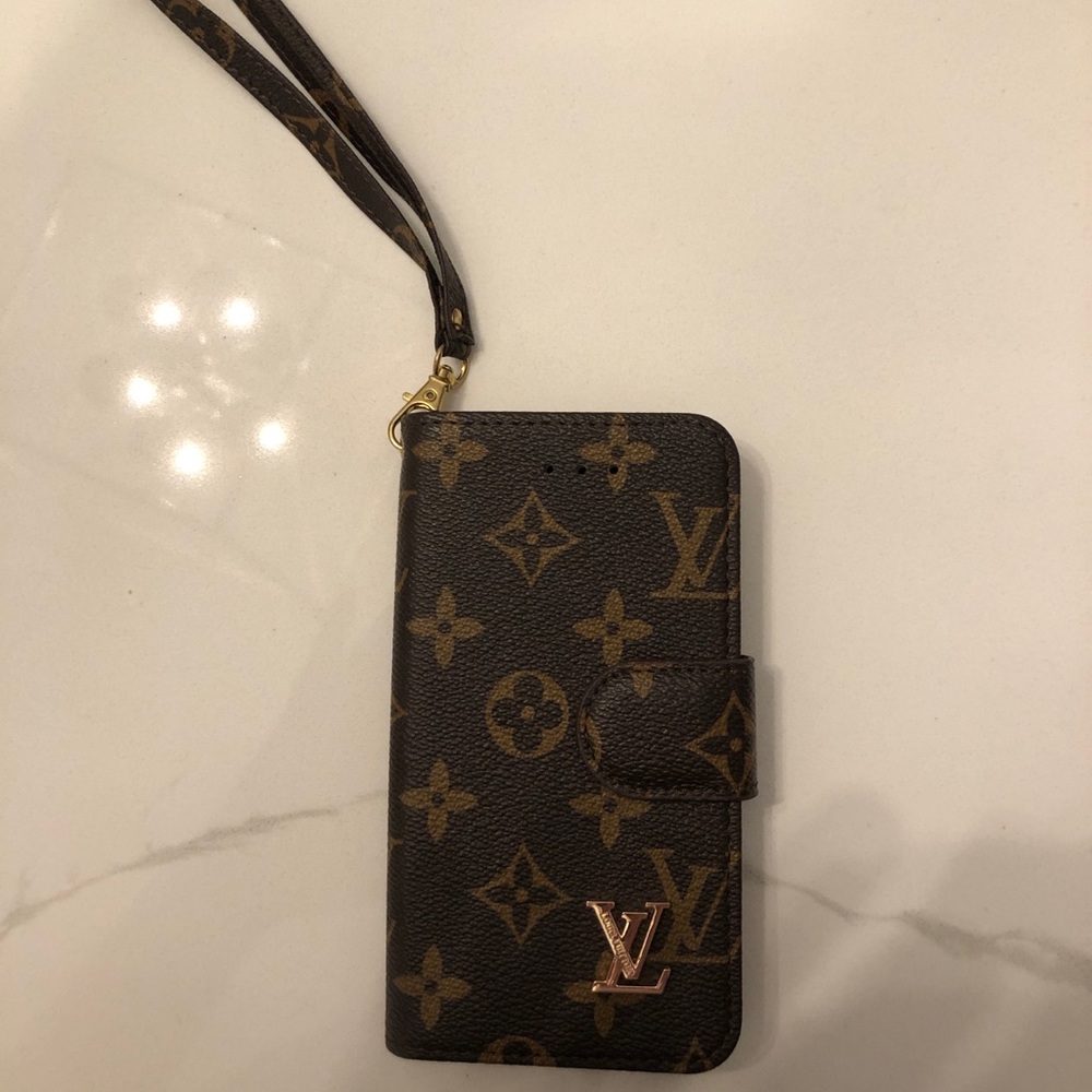 COPY - Louis Vuitton iPhone X and XS phone case with strap and credit card hold…